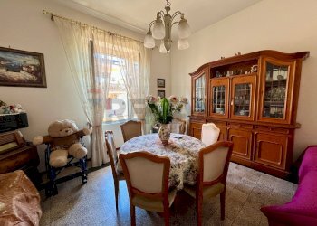 Sala da pranzo - Trilocale Via Michele Ferrara
 
20, Caserta - foto 13