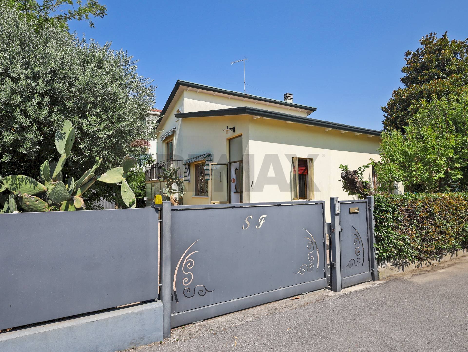 Casa all\'aperto - Casa indipendente Via G. Pascoli
5, Mirano - foto 2