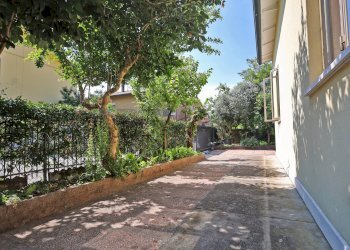 Giardino - Casa indipendente Via G. Pascoli
 
5, Mirano - foto 15