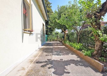 Giardino - Casa indipendente Via G. Pascoli
 
5, Mirano - foto 17