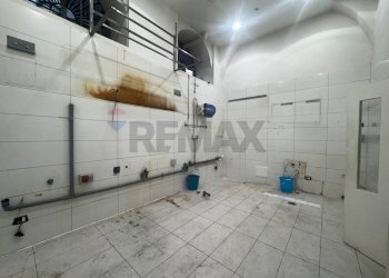 Non correlato - Locale Commerciale VIA BAUSAN
 
52, Napoli - foto 9