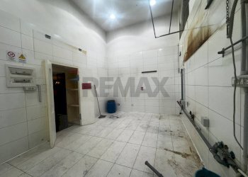 Non correlato - Locale Commerciale VIA BAUSAN
 
52, Napoli - foto 10