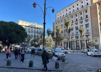 Edificio all\'aperto - Trilocale Napoli - foto 2