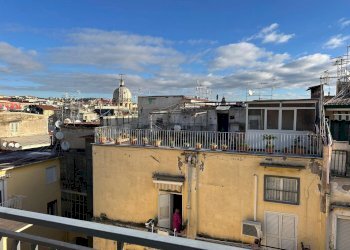 Edificio all\'aperto - Trilocale Napoli - foto 23