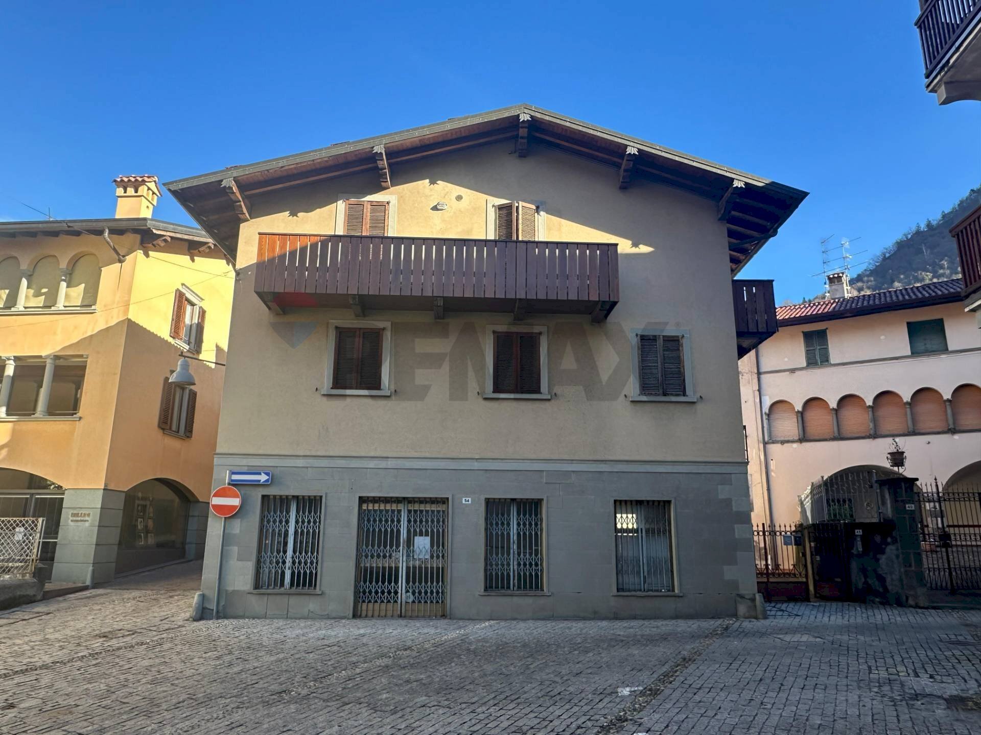 Casa all\'aperto - Trilocale Piazza Monte Grappa
 
54, Villa d'Ogna - foto 3