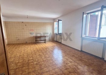 Stanza vuota - Trilocale Piazza Monte Grappa
 
54, Villa d'Ogna - foto 1