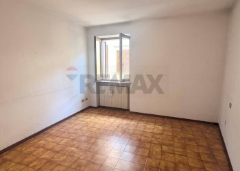 Stanza vuota - Trilocale Piazza Monte Grappa
 
54, Villa d'Ogna - foto 8
