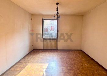 Stanza vuota - Trilocale Piazza Monte Grappa
 
54, Villa d'Ogna - foto 9