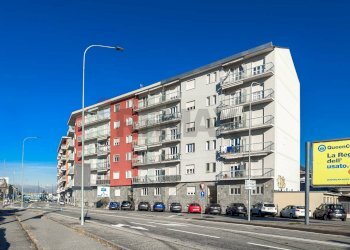 Edificio all\'aperto - Trilocale Via Raffaello Sanzio
 
9, Settimo Torinese - foto 5