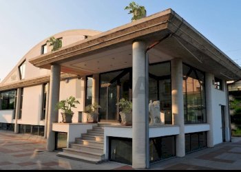 Casa all\'aperto - Capannone Via Naz. Adriatica Nord
88B, Francavilla al Mare - foto 1