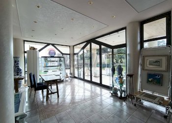 Ricezione / Lobby - Capannone Via Naz. Adriatica Nord
88B, Francavilla al Mare - foto 2