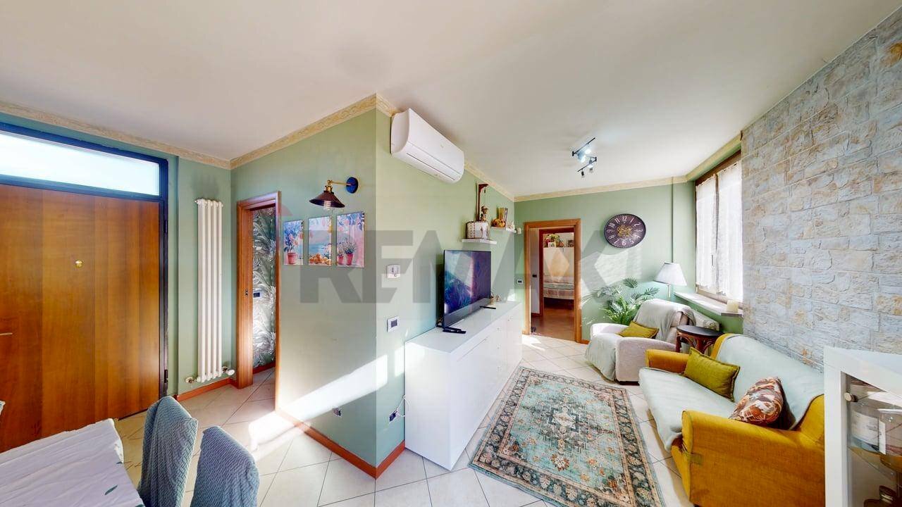 Soggiorno - Trilocale via Giotto
 
29, Albuzzano - foto 1