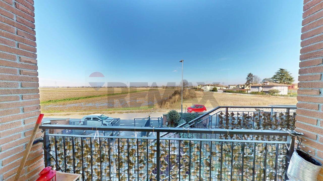 Balcone - Trilocale via Giotto
 
29, Albuzzano - foto 3