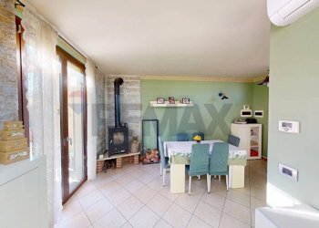 Soggiorno - Trilocale via Giotto
 
29, Albuzzano - foto 11