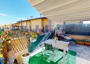 Terrazza - Trilocale via Giotto
 
29, Albuzzano - foto 16