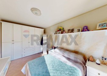 Camera / camera da letto - Trilocale via Giotto
 
29, Albuzzano - foto 23