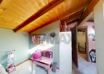 Camera / camera da letto - Trilocale via Giotto
 
29, Albuzzano - foto 41