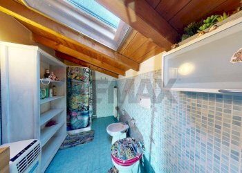 Bagno - Trilocale via Giotto
 
29, Albuzzano - foto 44