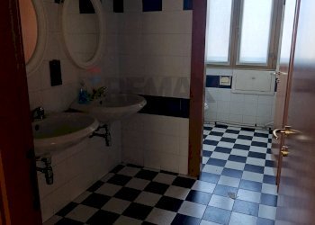 Bagno - Appartamento via libertà
 
5, Sannazzaro de' Burgondi - foto 6