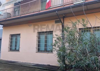 Casa all\'aperto - Appartamento via libertà
 
5, Sannazzaro de' Burgondi - foto 10