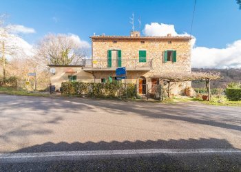 Casa all\'aperto - Bilocale Via Mario Luzi
 
53, Semproniano - foto 2