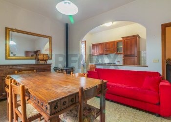 Sala da pranzo - Apartment Via Mario Luzi
 
55, Semproniano - photo 14