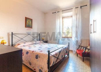 Camera / camera da letto - Apartment Via Mario Luzi
 
55, Semproniano - photo 31