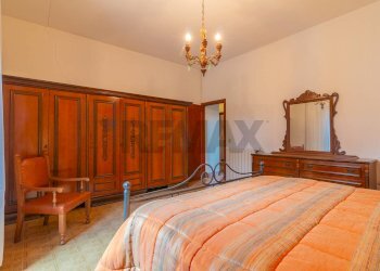 Camera / camera da letto - Apartment Via Mario Luzi
 
55, Semproniano - photo 35