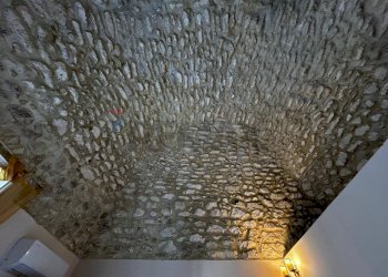 Dettagli - Appartamento Piazza Vittorio Emanuele II
 
21, Vieste - foto 22