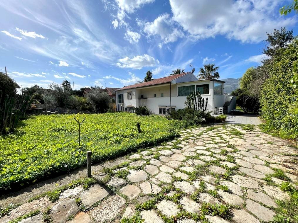 Foto 1 - Villa Via Marinai Alliata
 
4B, Palermo - foto 1