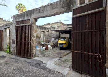 Foto 2 - Box Cortile Catalano
 
4, Ficarazzi - foto 2