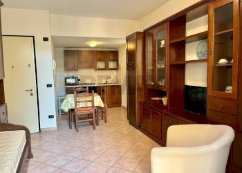 Sala da pranzo - One-room apartment Parma - photo 2