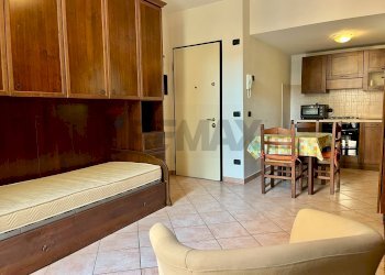 Sala da pranzo - One-room apartment Parma - photo 7