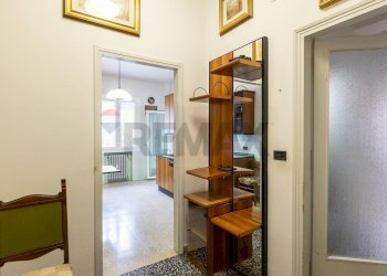 Hall / corridoio - Quadrilocale Strada Benedetta
 
20, Parma - foto 31