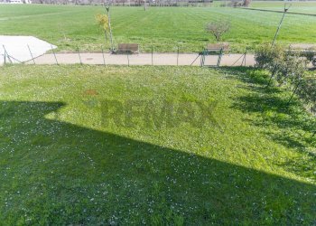 Giardino - Monolocale Frazione Ponteghiara
 
64, Fidenza - foto 10