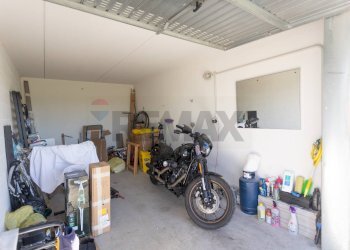 Parcheggio - Monolocale Frazione Ponteghiara
 
64, Fidenza - foto 31