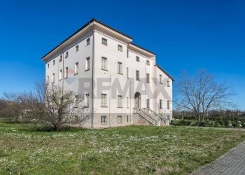 Edificio all\'aperto - Monolocale Frazione Ponteghiara
 
64, Fidenza - foto 33