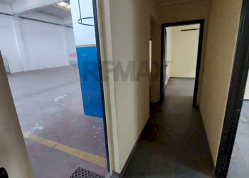 Hall / corridoio - Capannone via Prampolini
 
8, Collecchio - foto 11