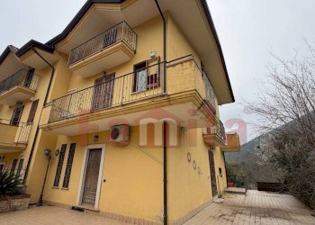 Foto 1 - Villa a Schiera Quadrelle - foto 1