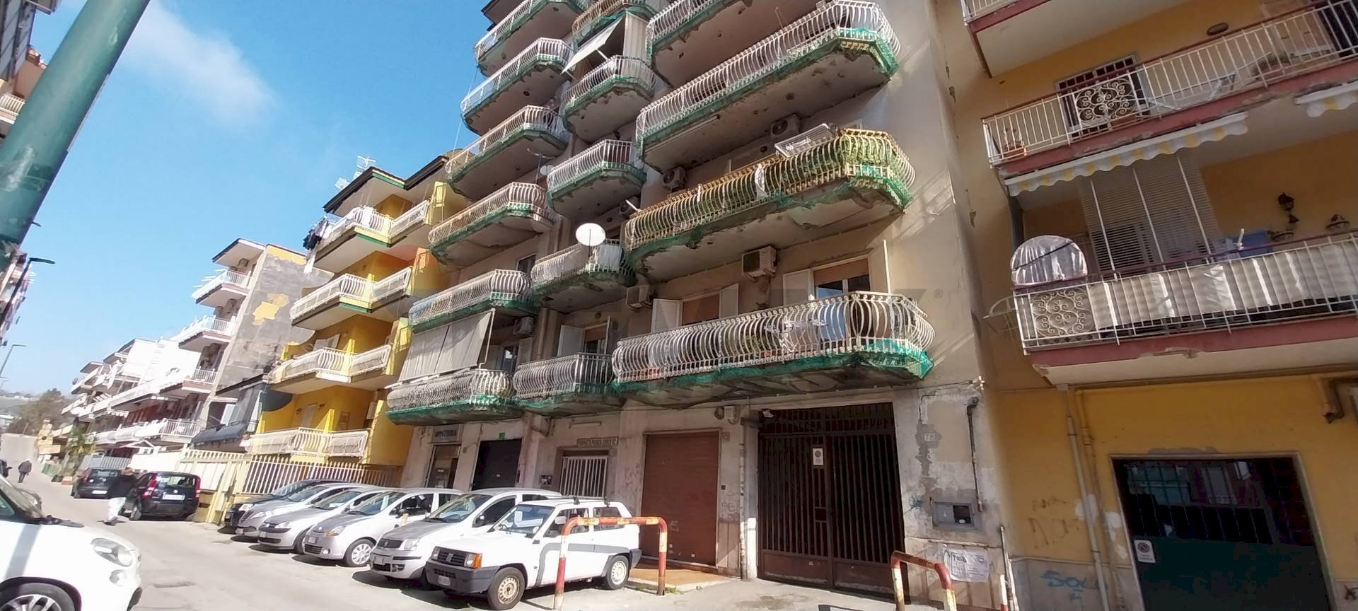 Edificio all\'aperto - Appartamento Via Carlo Carrà
 
82, Napoli - foto 1
