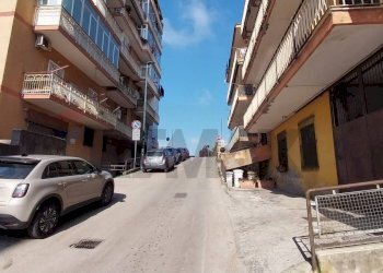 Edificio all\'aperto - Appartamento Via Carlo Carrà
 
82, Napoli - foto 2