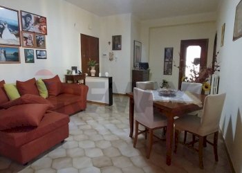 Sala da pranzo - Appartamento Via Carlo Carrà
 
82, Napoli - foto 7