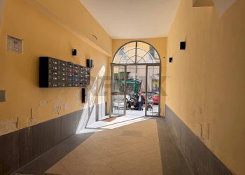 Ricezione / Lobby - Trilocale Via Beniamino Cesi
 
5, Napoli - foto 19