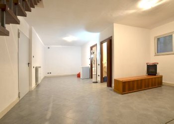 Foto 16 - Four-room apartment Via Roncello
 
37, Ornago - photo 16