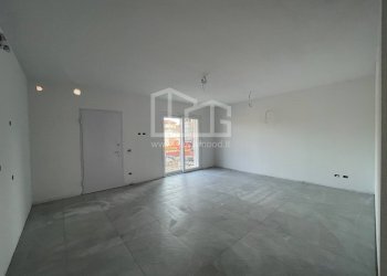 Foto 3 - Trilocale Via Oglio
 
1, Volta Mantovana - foto 3