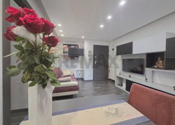 Soggiorno - Three-room apartment via aldo bibolini, Roma - photo 6