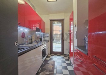 Cucina - Three-room apartment via aldo bibolini, Roma - photo 10