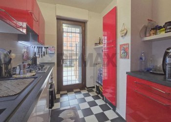 Cucina - Three-room apartment via aldo bibolini, Roma - photo 12