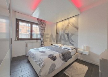 Camera / camera da letto - Three-room apartment via aldo bibolini, Roma - photo 14