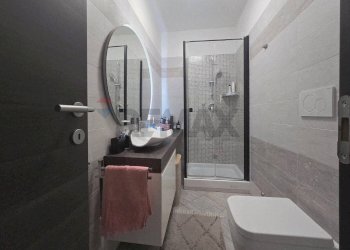 Bagno - Three-room apartment via aldo bibolini, Roma - photo 20